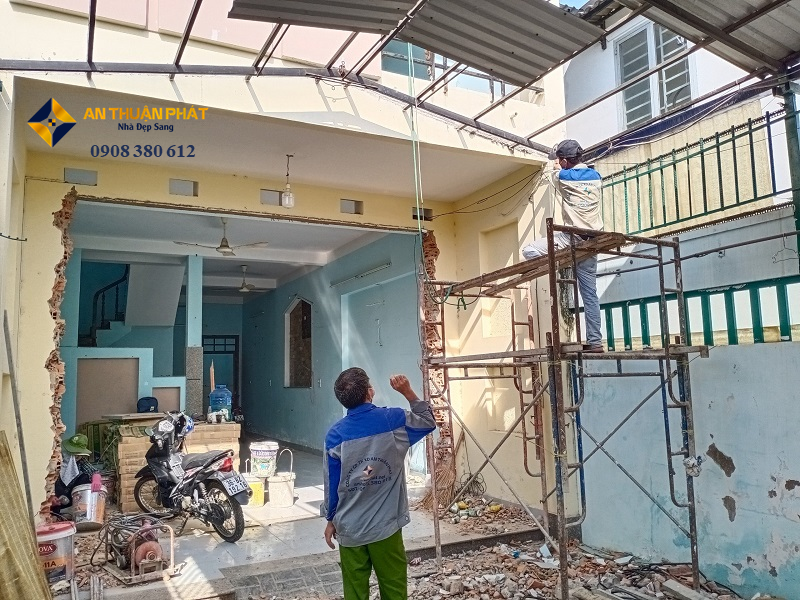 Sửa chữa ngôi nhà sẽ mang lại cải thiện đáng kể cho môi trường sống của gia đình.